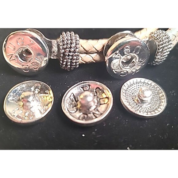 NWOT Lot Of 2 Gray Leather Bracelets Interchangeable Snap Charm Mom Camper Stone - Picture 5 of 5